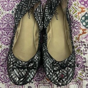 Lucky Brand Black and Silver Sparkle Ballet Flats size 10